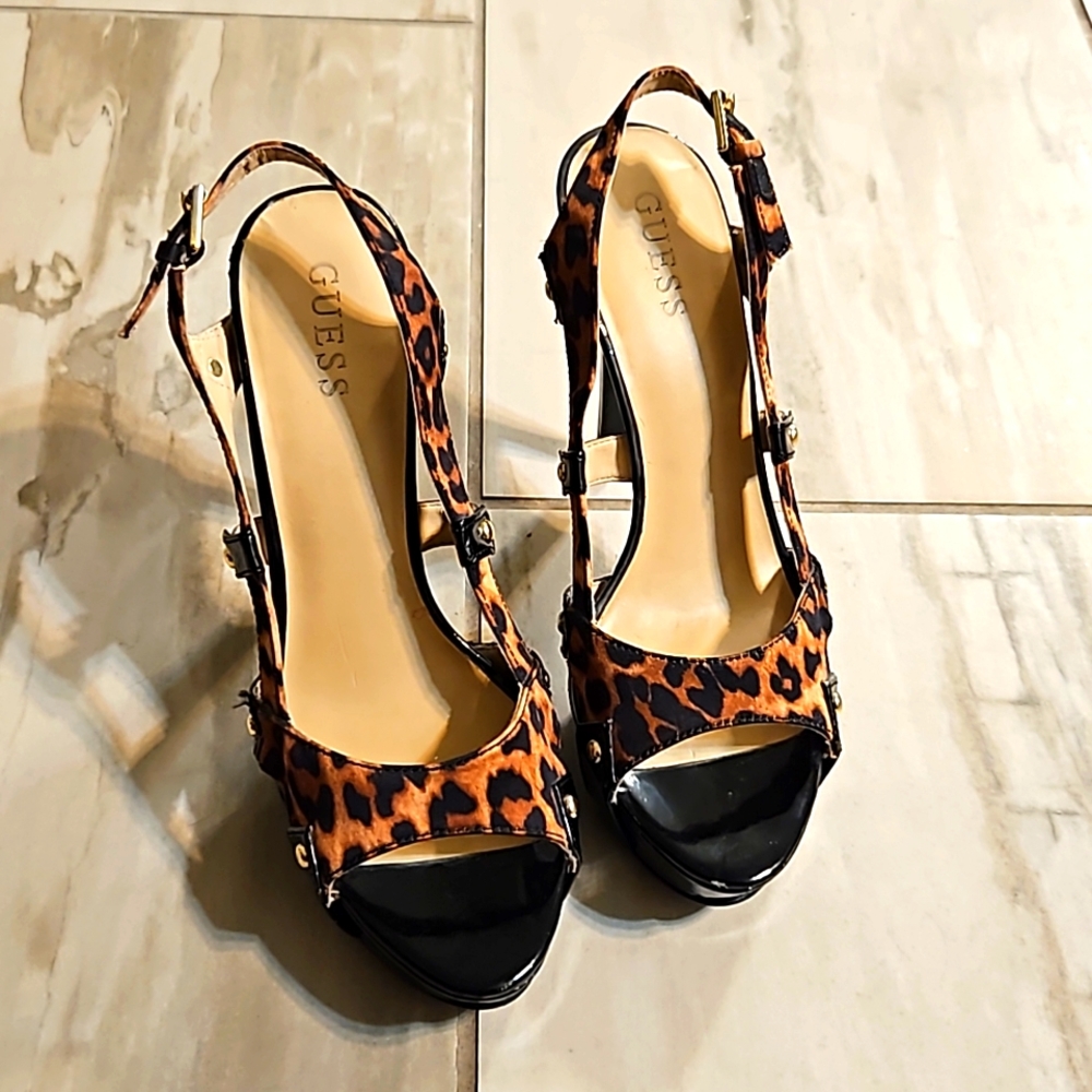 Guess strappy cheetah print sandal